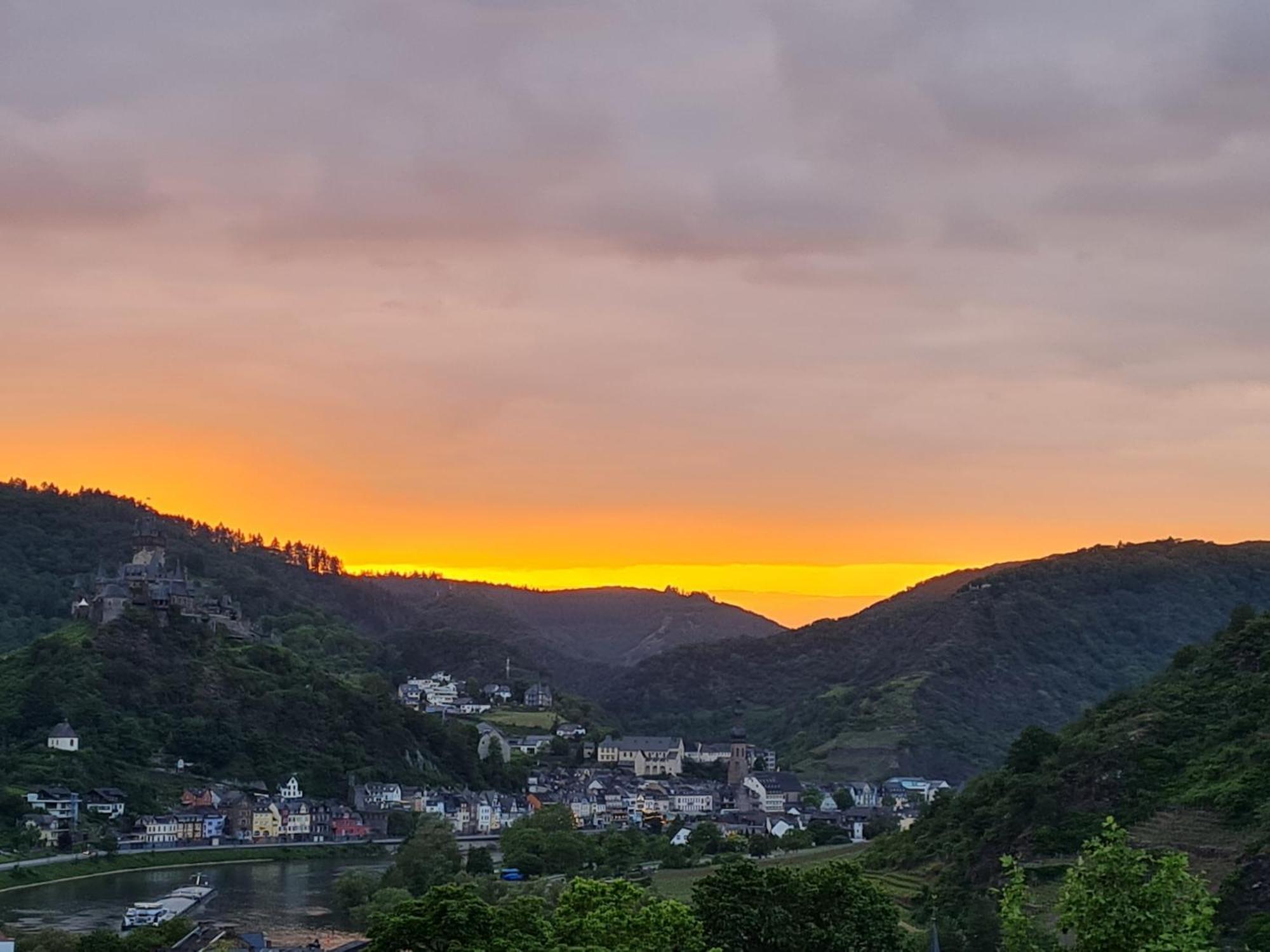 Ferienhaus Am Reilsbach Cochem Esterno foto