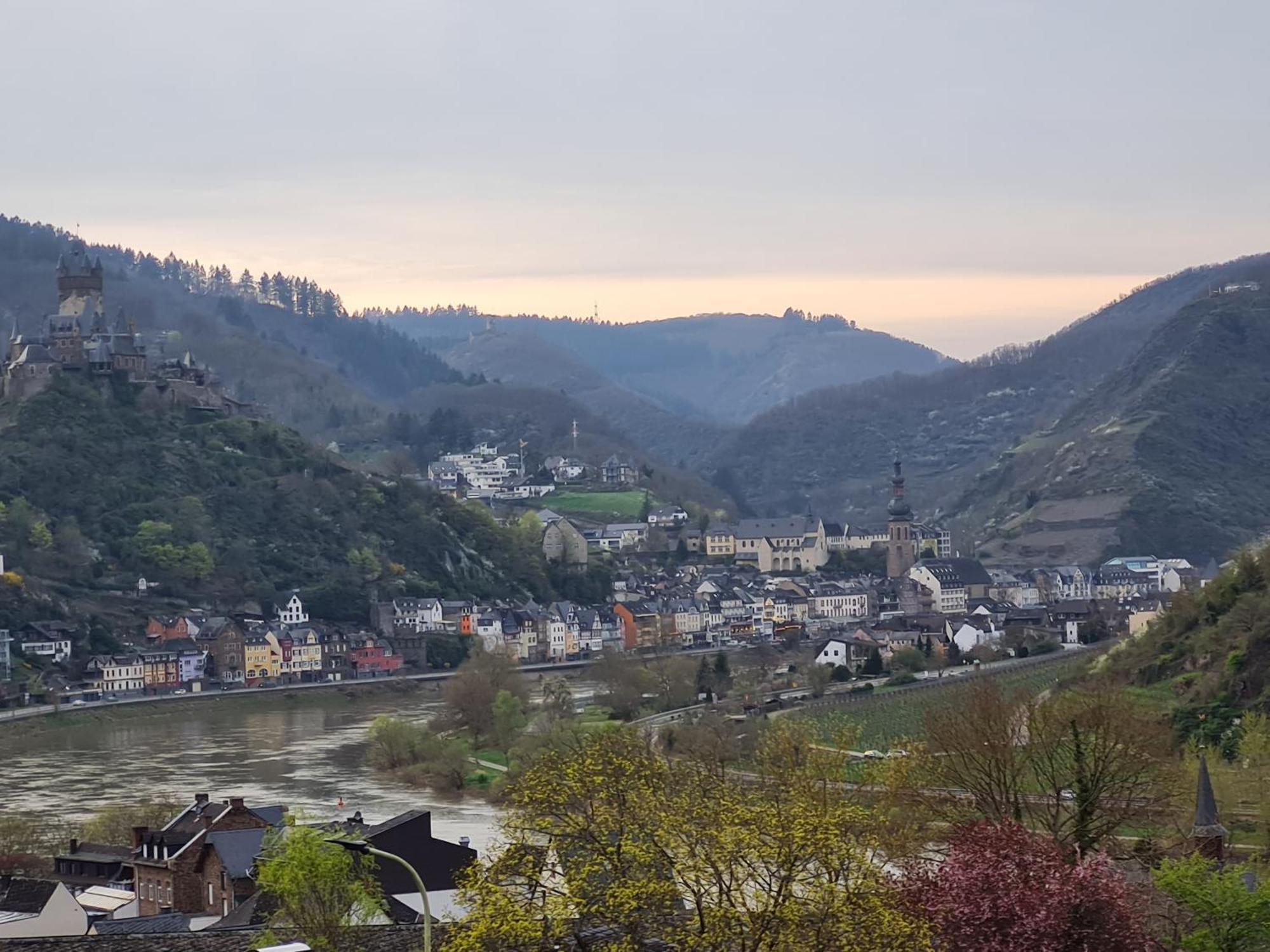 Ferienhaus Am Reilsbach Cochem Esterno foto